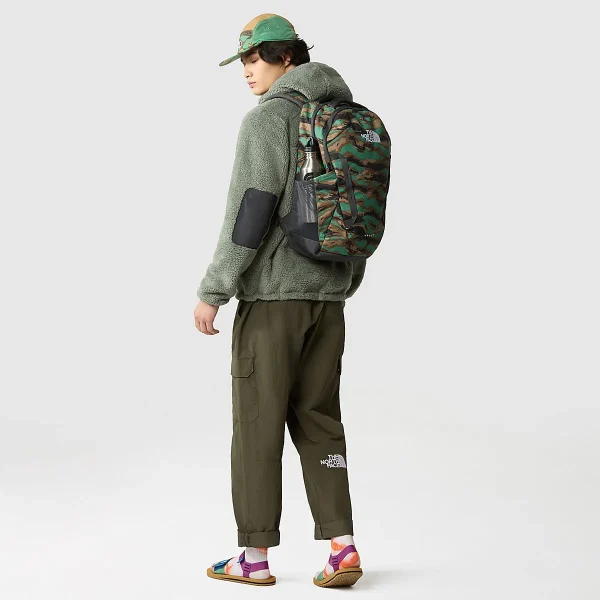 THE NORTH FACE - תיק גב 27 ליטר VAULT – TA3VY2I3A – green-painted-camo-print-asphalt-grey – 9