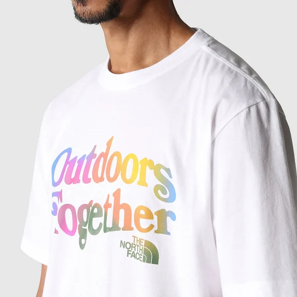 THE NORTH FACE - חולצת טי קצרה גברים PRIDE – TA811VA69 – tnf-white-ombre-graphic – 6
