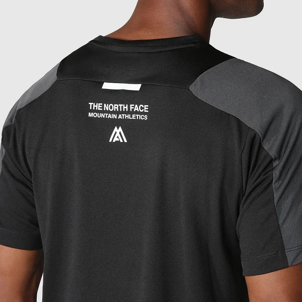 THE NORTH FACE - חולצת טי קצרה גברים MOUNTAIN ATHLETICS – TA823VKT0 – tnf-black-asphalt-grey – 6
