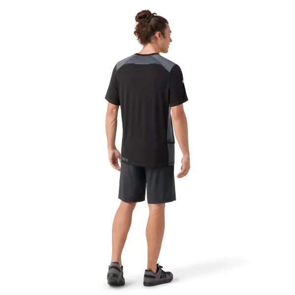 THE NORTH FACE - חולצת טי קצרה גברים SMARTWOOL ACTIVE ULTRALITE TECH – SW017029001 – black – 2