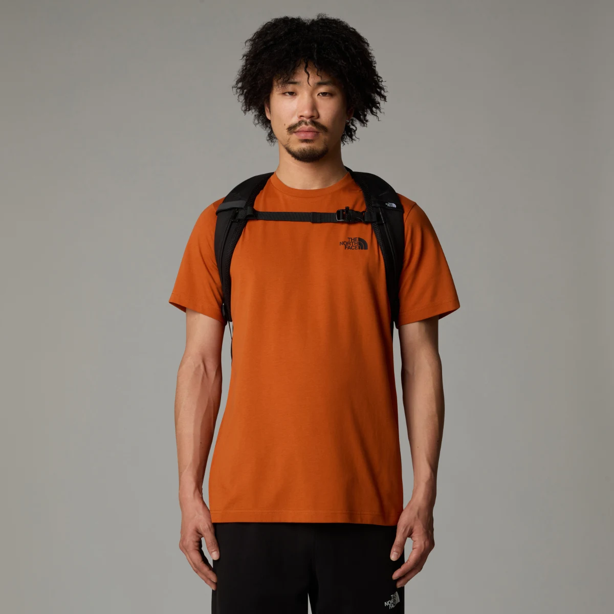 THE NORTH FACE - תיק גב 28 ליטר CONNECTOR – TA3KX84H0 – tnf-black-npf – 5