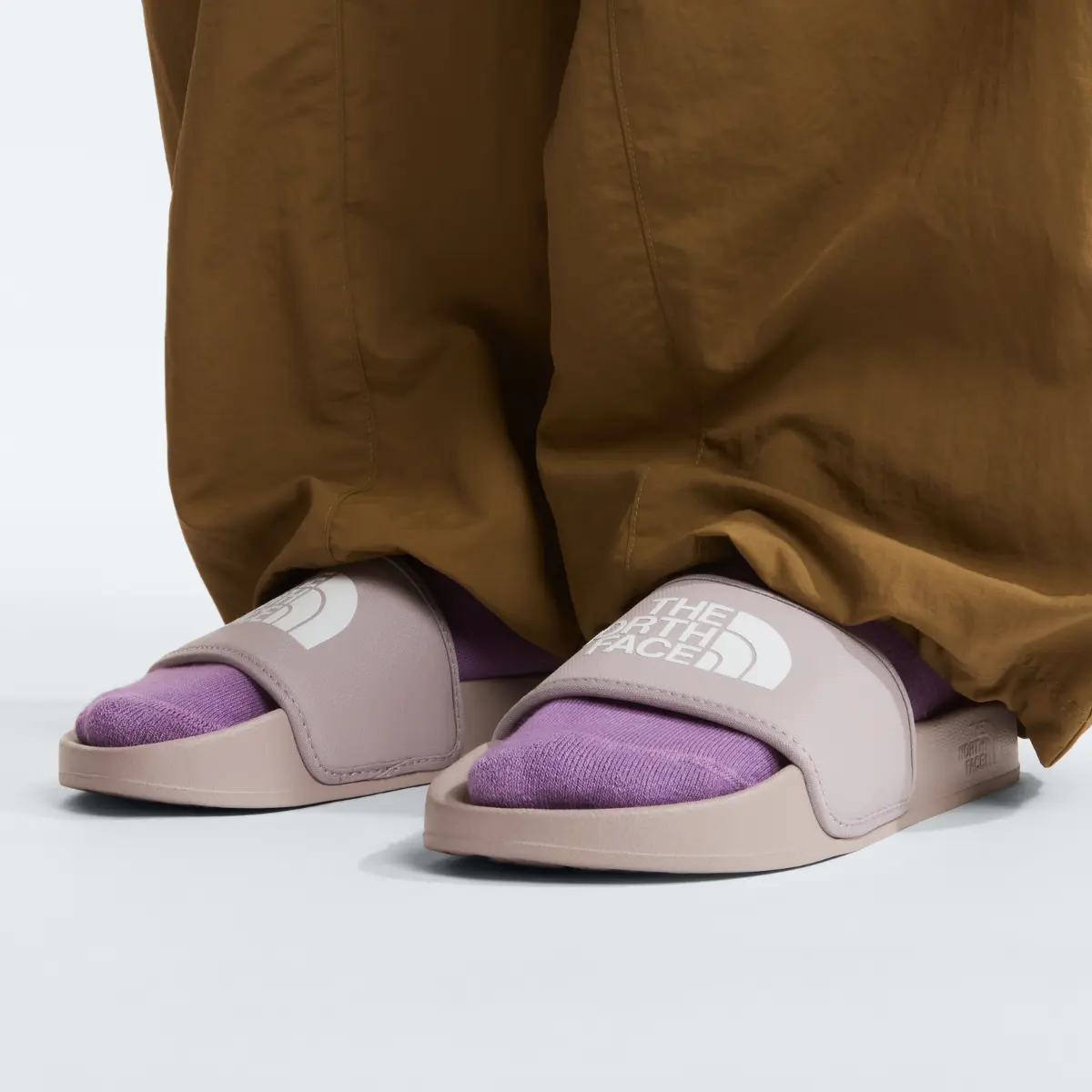 THE NORTH FACE - כפכפי נשים BASE CAMP SLIDE III – TA4T2S6E2 – moonstone-grey-tnf-white – 2