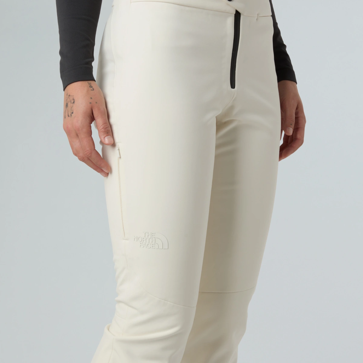 THE NORTH FACE - מכנסי סקי וסנובורד נשים SNOGA SKI – TA87X33IE – white-dune-white-dune-2 – 6