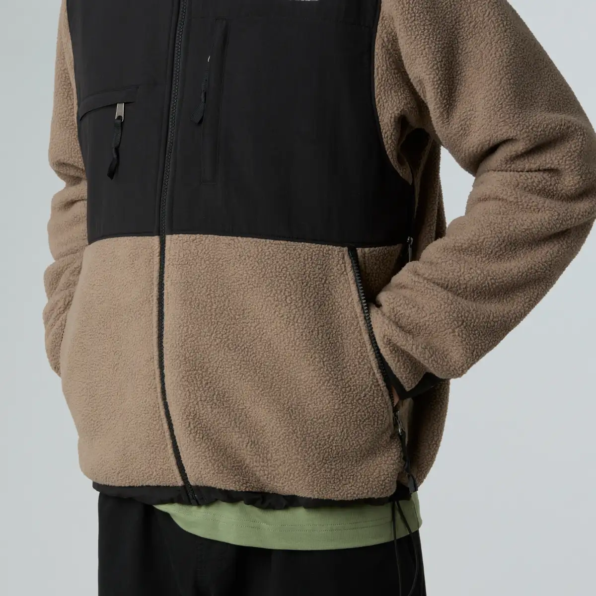 THE NORTH FACE - ג'קט פליס עם רוכסן מלא גברים RETRO DENALI – TA88XHDHL – mocha-brown-tnf-black – 5