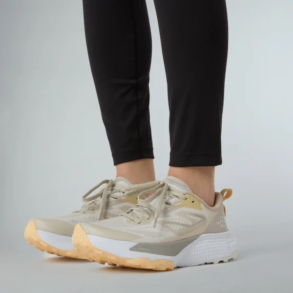 THE NORTH FACE - נעלי ריצת שטח נשים ALTAMESA 500 – TA8A9PDQP – glacier-gray-soapstone – 2