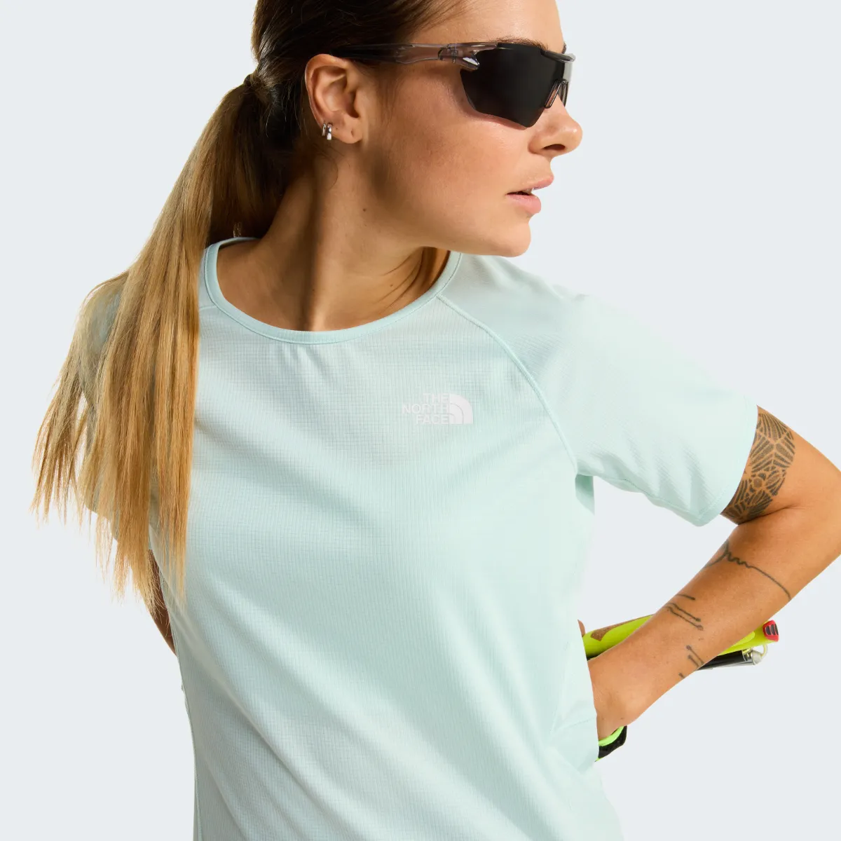 THE NORTH FACE - חולצת טי קצרה נשים SUNRISER – TA8BBXG70 – opal-frost – 7