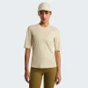 THE NORTH FACE - חולצת טי קצרה נשים SHADOW – TA8E1DDOM – desert-stone – 1