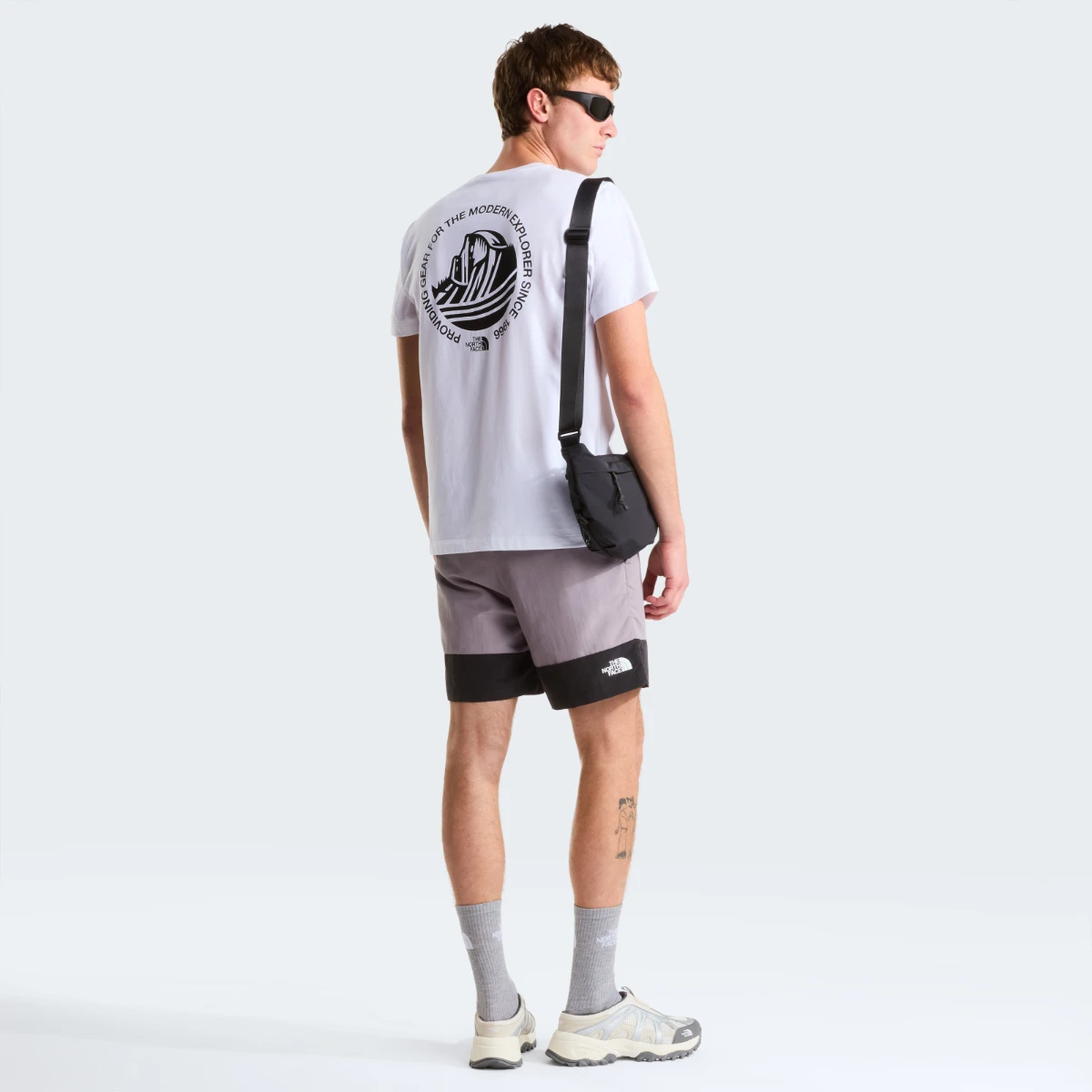 THE NORTH FACE - מכנסיים קצרים גברים LEYNAR – TA8FU8MO6 – transcendent-grey-tnf-black – 1