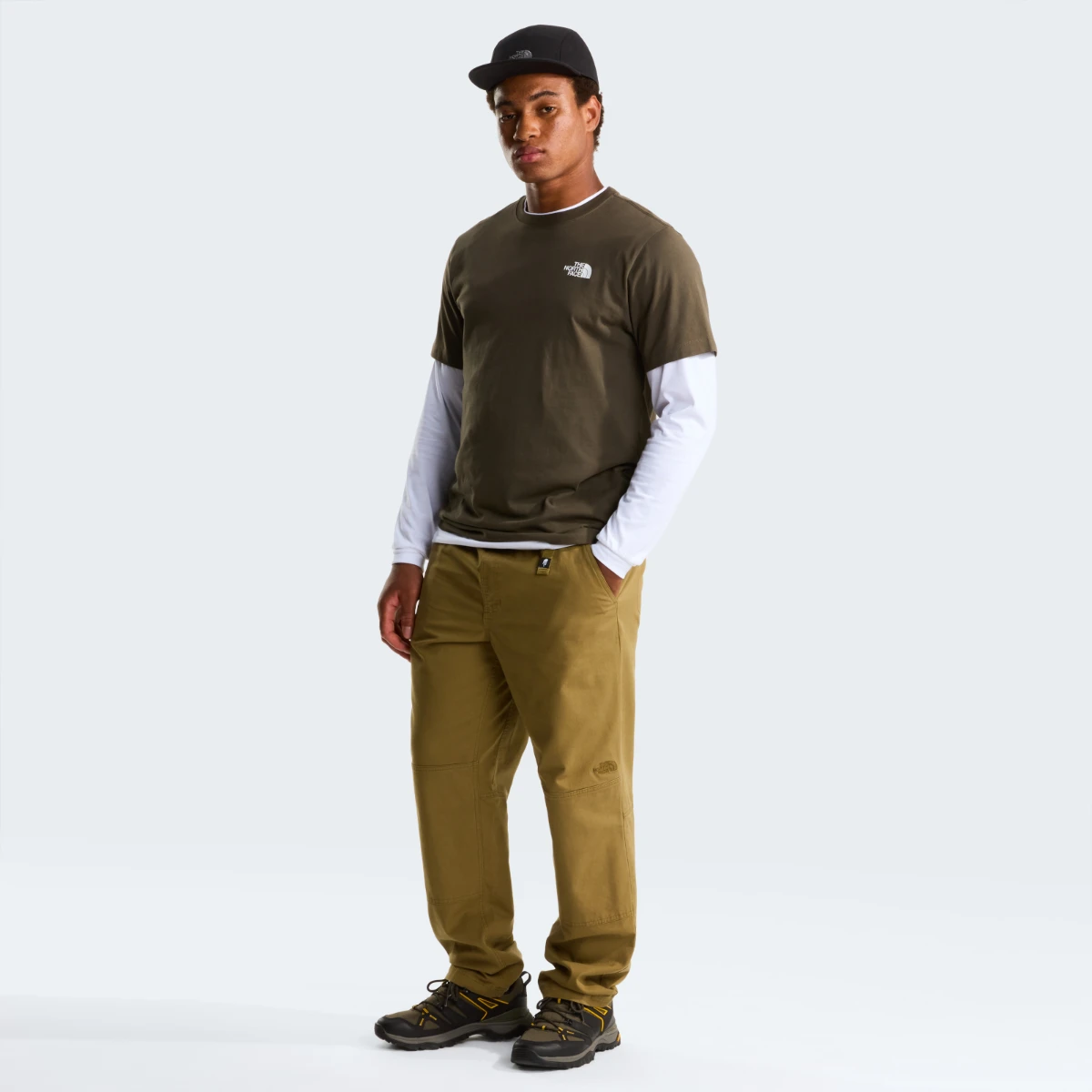 THE NORTH FACE - חולצת טי קצרה גברים NORTH FACES – TA8GUW21L – new-taupe-green – 2