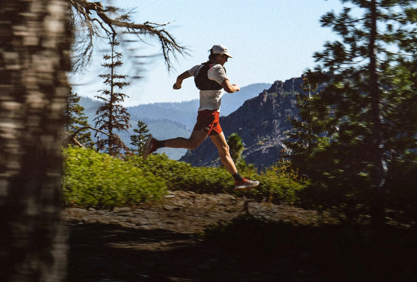 tnf-ss26-update_05-small_02-desk