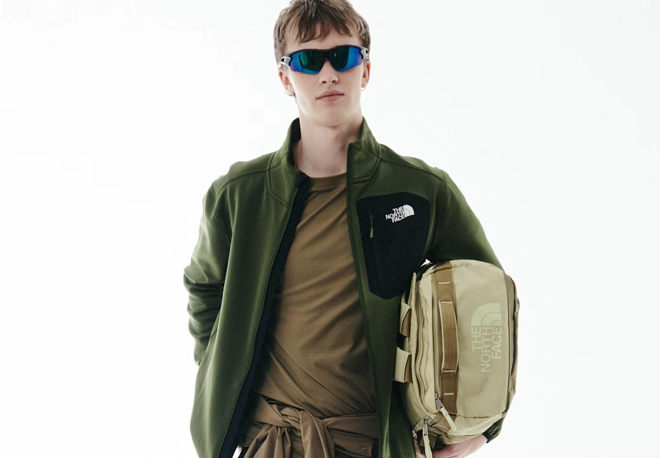 tnf-ss26-w50-update-hp-small_banner_1-desk-1